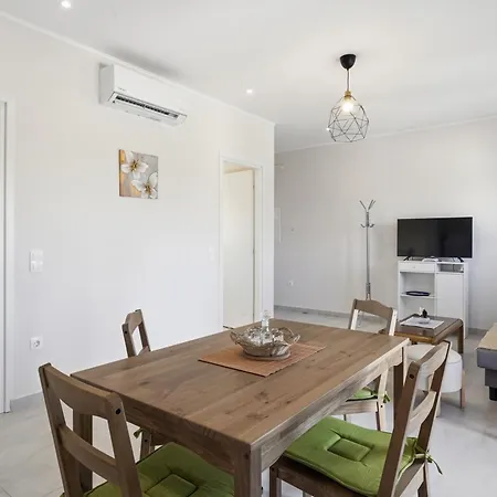 Apartment Elaia Pearl *